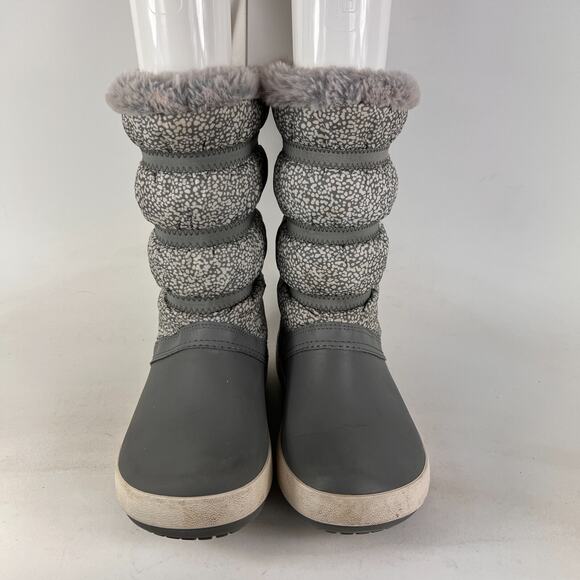 Crocs Crocband women's size 7 grey minimalist slip on faux fur winter boots - Picture 4 of 11